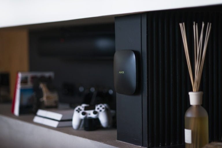 Ajax Smart Home Alarm Review – An impressive smart home alarm that competes with Yale & Ring plus monitored solutions from SimpliSafe & ADT