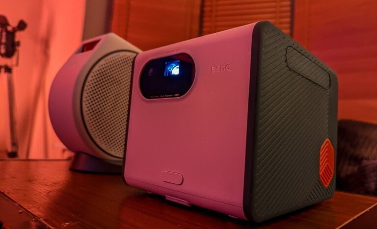 BenQ GS50 vs GV30 Projector Comparison Review – Design, Brightness, Video and Audio Quality