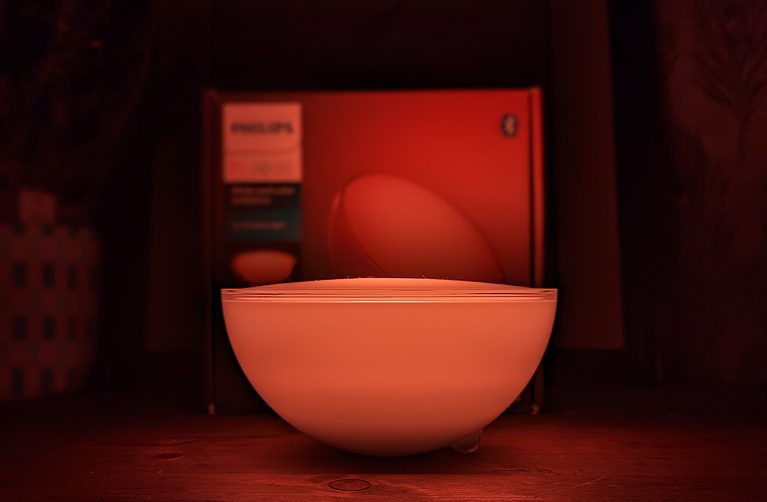 Philips Hue Go 2 White & Colour Ambiance Smart Portable Light Review